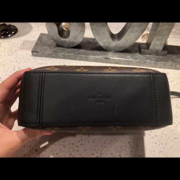 SOLD!!! Louis Vuitton Saintonge - Picture 3 of 8